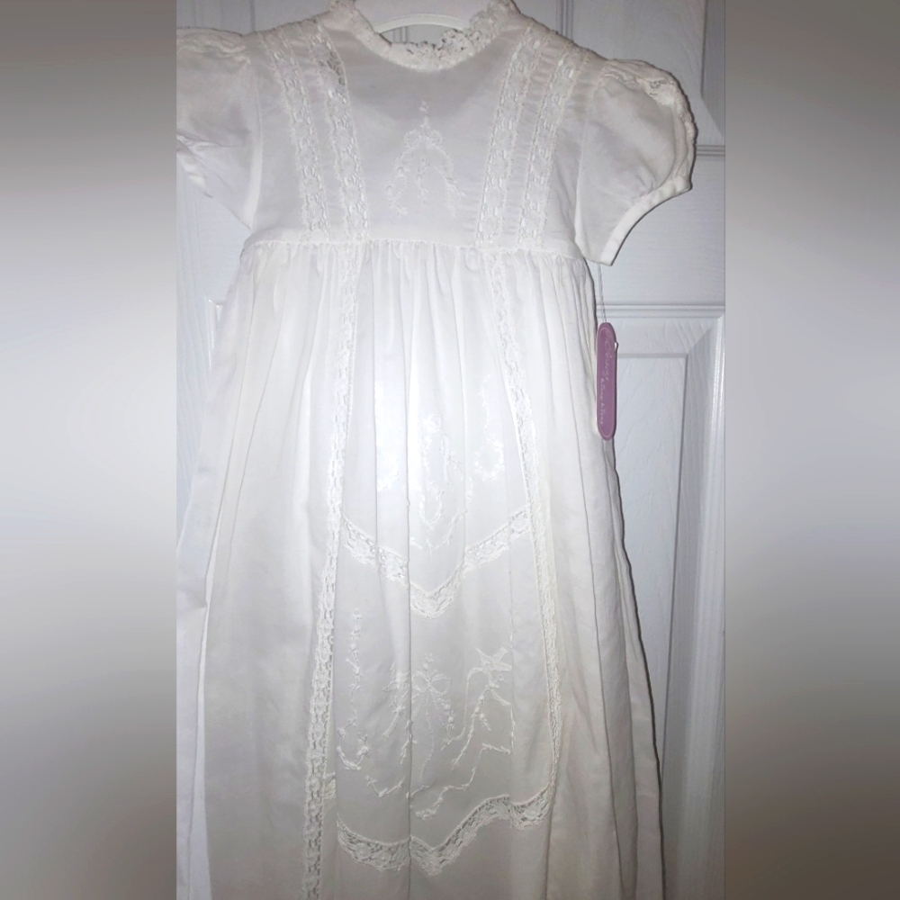 Kissy Kissy White Elegant Lace Baptism  Dress 0-6 M